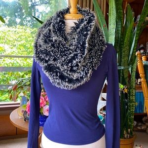 BP • Fluffy Faux Fur Infinity Scarf